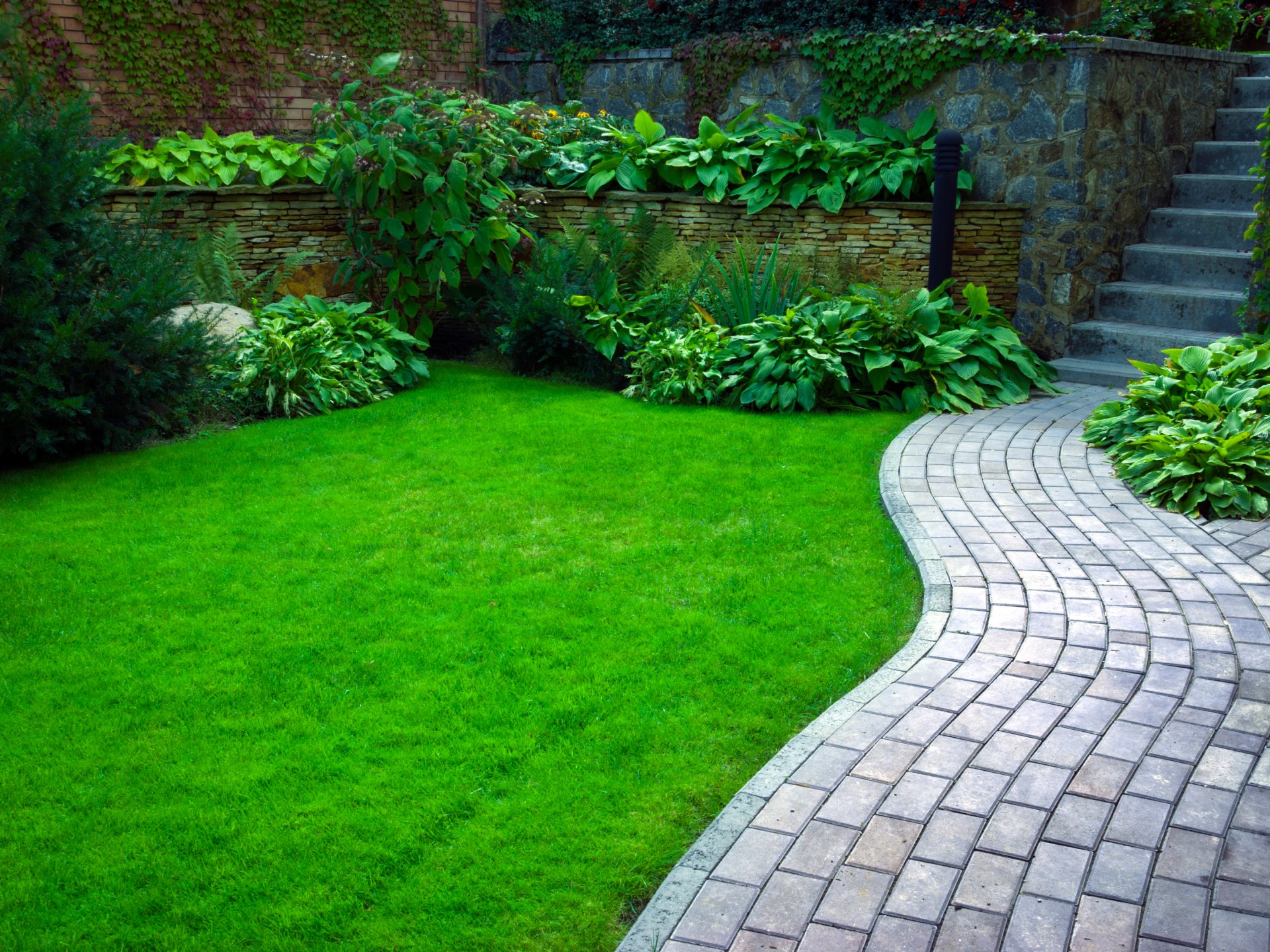 Landscapers Luton