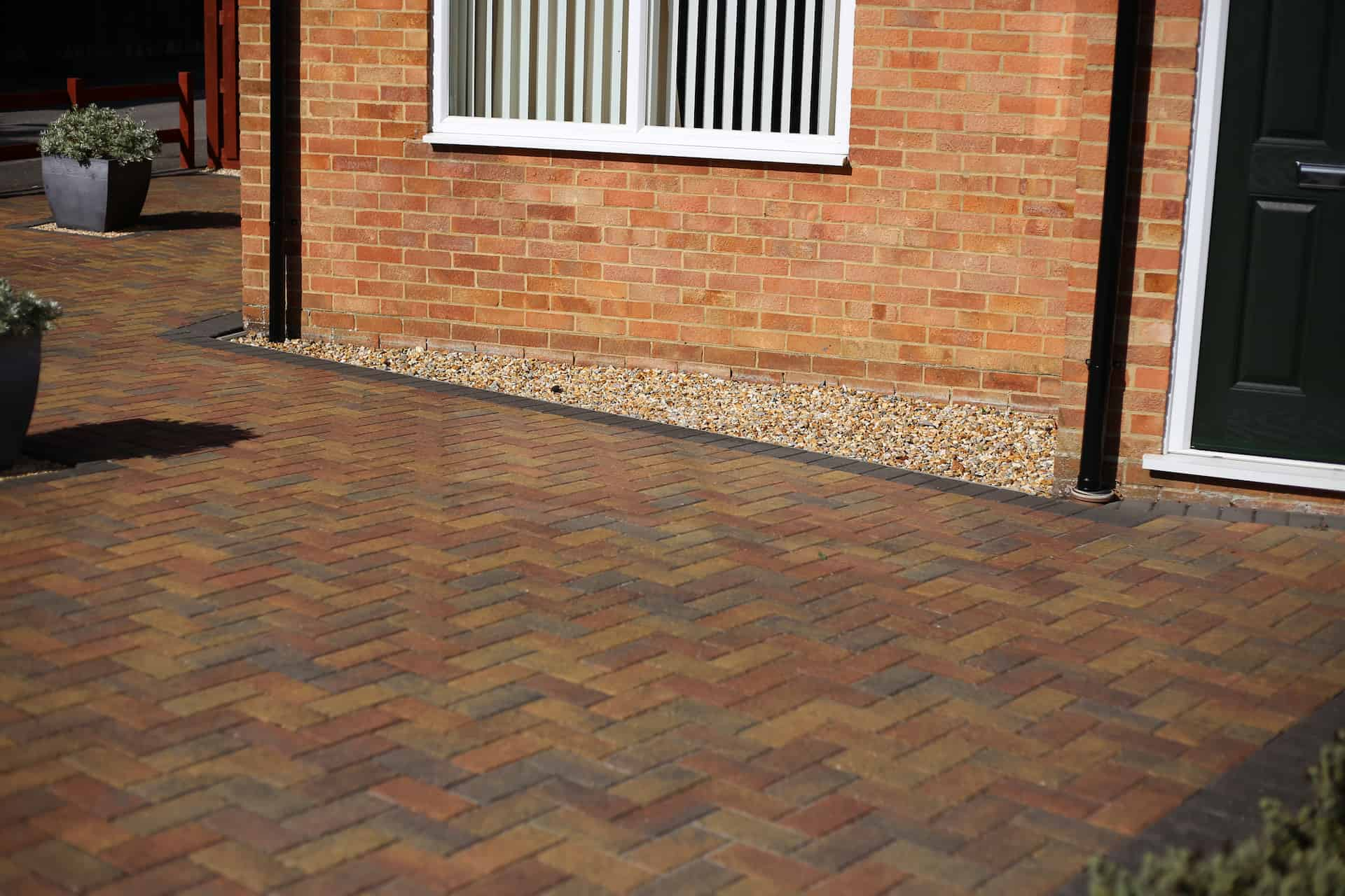 Block paved driveways Luton