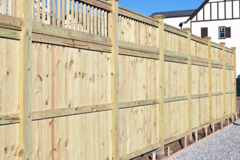 Fencing Contractors Luton