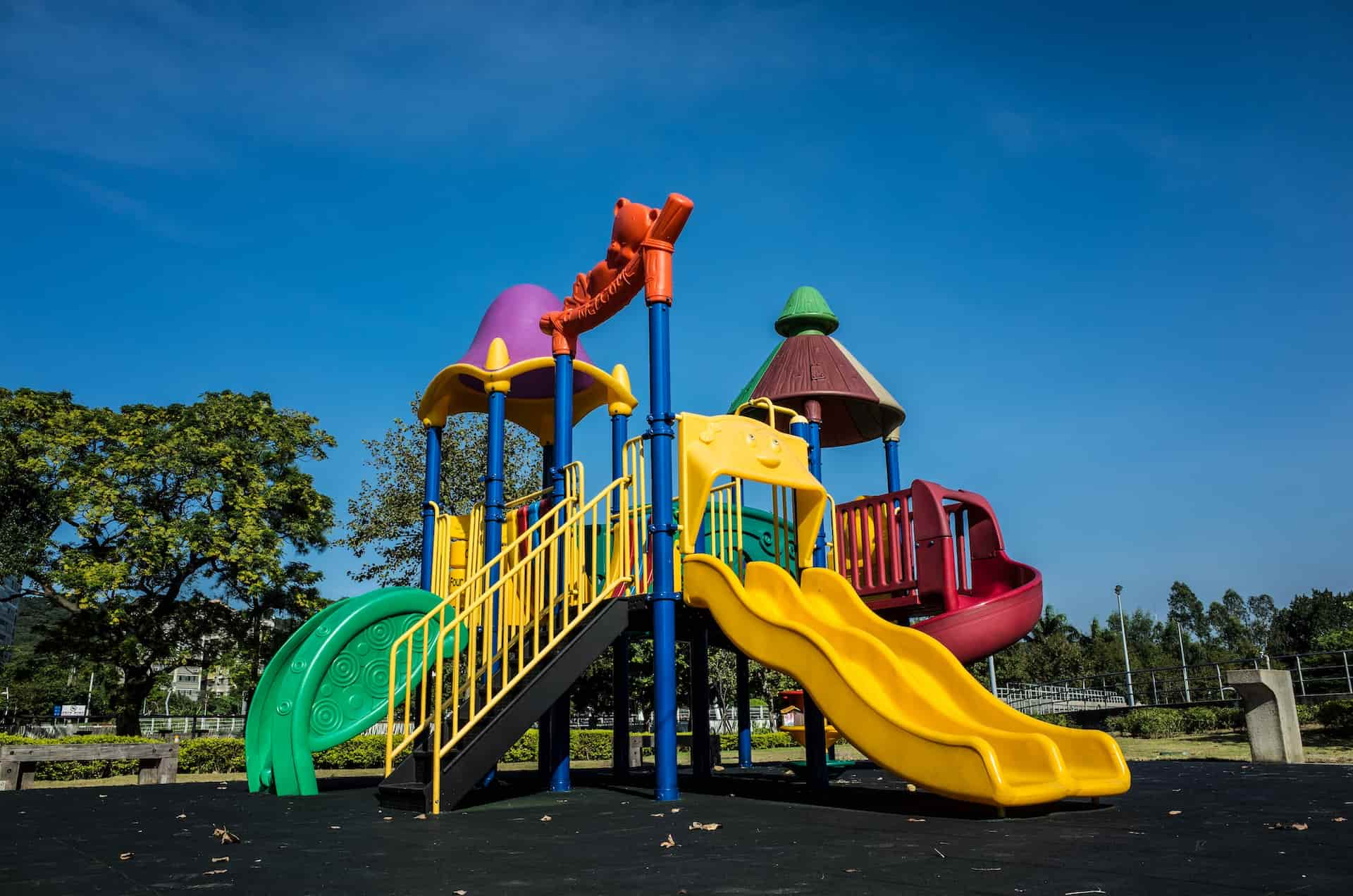 Playground surfacing Luton