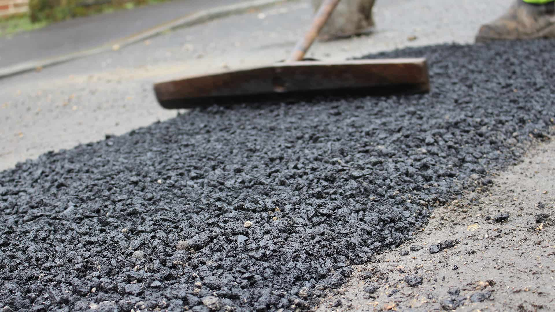 Pothole repair contractors Luton